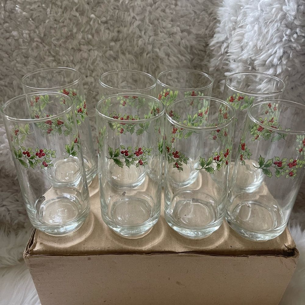 Set-8 Christmas Holly Winter Berries Highball Tumbler Drinking Glasses .